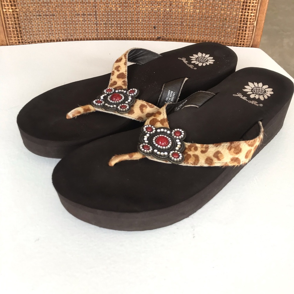 Platform sandals